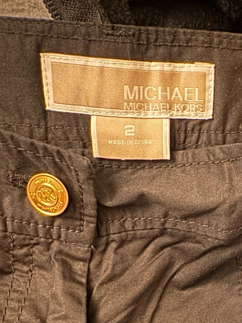 NWT Michael Kors Black Cargo Ankle Pants Gold Logo Size 2 - Picture 5 of 5